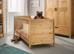 Babybett "Maja" Kiefer massiv laugenfarbig