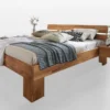 Doppelbett 'Meran' 200x200cm Wildeiche geölt Sitzhöhe 45cm