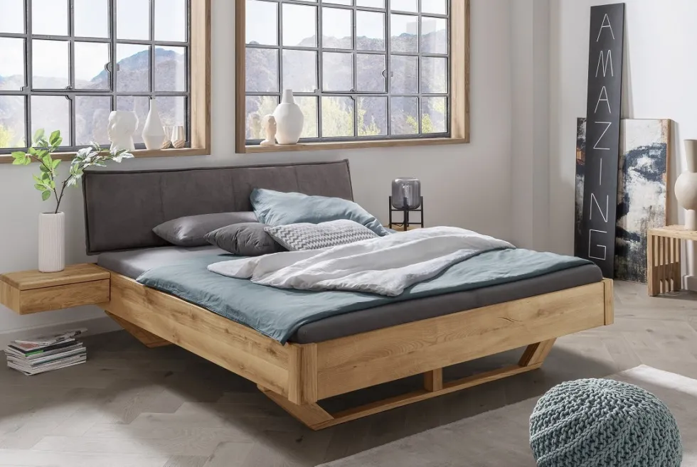 Doppelbett 'Mona III' 200x200cm Wildeiche geölt