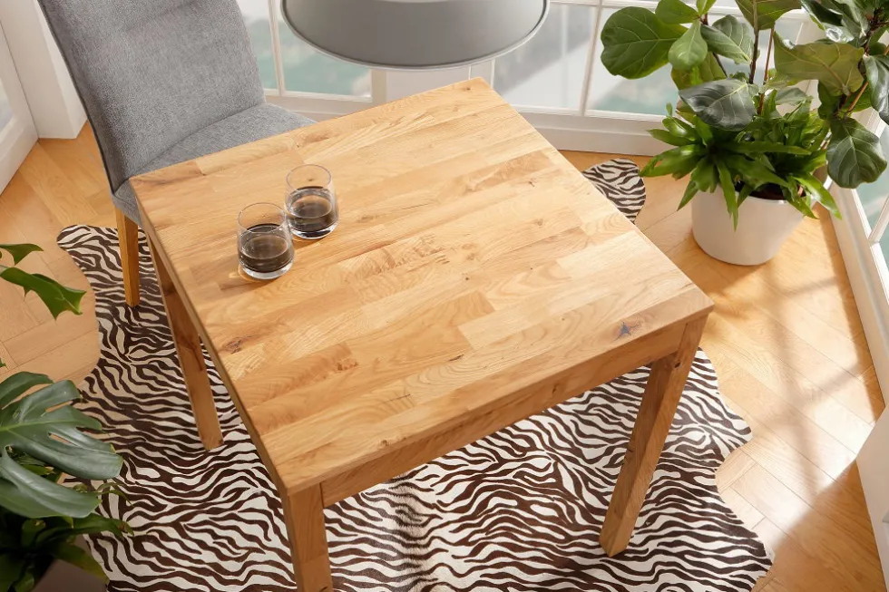 Esstisch "Lenox" 70x70cm Wildeiche massiv