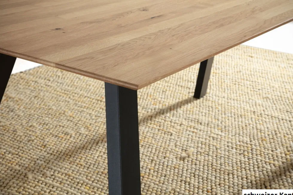 Esstisch 180x90cm "Konin" Wildeiche massiv & 4-Kant Gestell