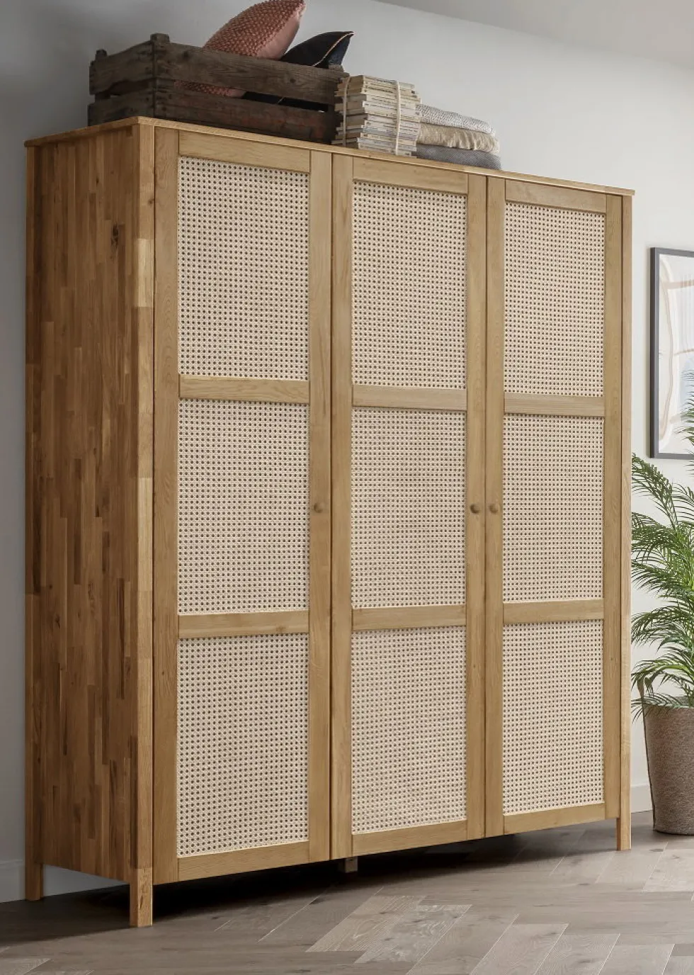 Kleiderschrank 156cm 3-trg. "Norden" Eiche & Rattangeflecht