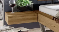Nachttisch 45cm links 'Fiona & Leon' Wildeiche geölt hängend