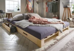 Palettenbett mit Schubkästen 140x200cm 'Finja' Kiefer massiv unbehandelt