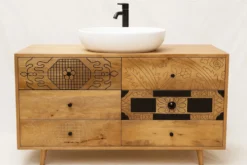 Waschbeckenunterschrank 108x60cm 'Lyn' Mangoholz mit schwarzen Ornamenten